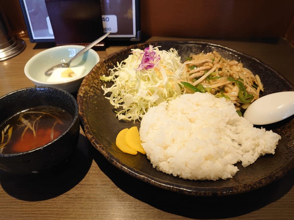豚肉とピーマンの細切炒